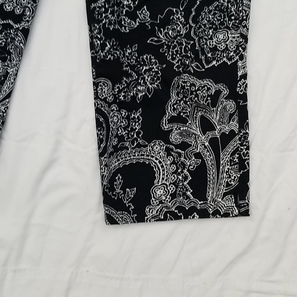 Chaps Capris - Picture 9 of 9